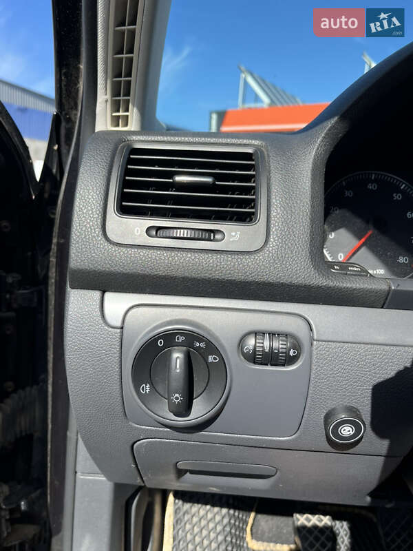 Універсал Volkswagen Golf 2007 в Вінниці