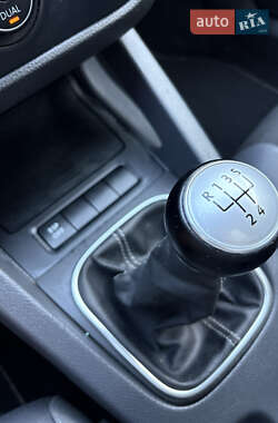 Хэтчбек Volkswagen Golf 2009 в 