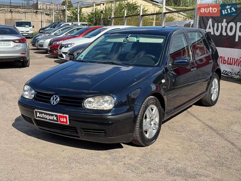 Volkswagen Golf 2002