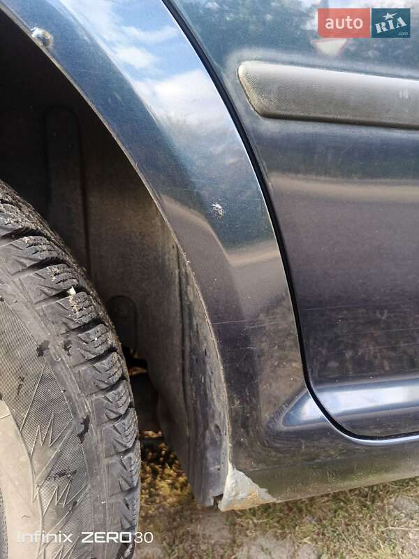 Універсал Volkswagen Golf 2005 в Обухові