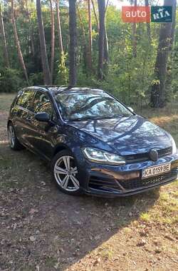 Хетчбек Volkswagen Golf 2018 в Києві