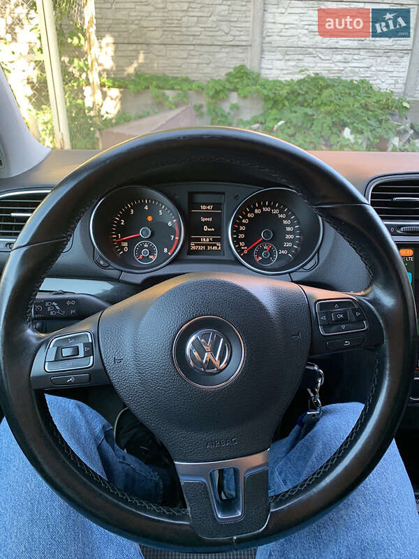 Хетчбек Volkswagen Golf 2008 в Ратному