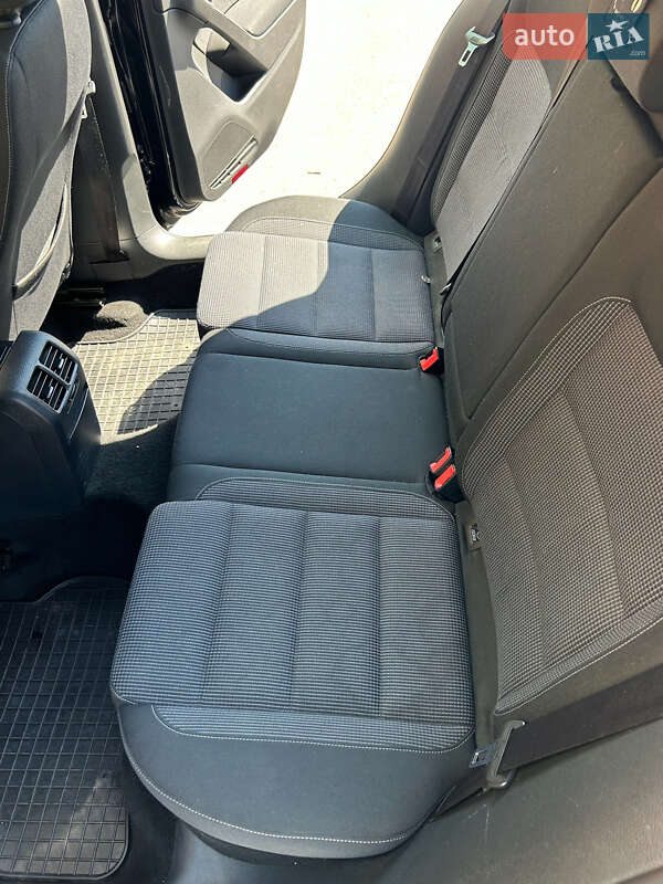 Хетчбек Volkswagen Golf 2008 в Ратному