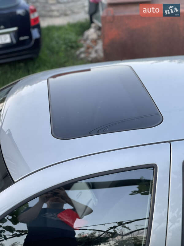 Хетчбек Volkswagen Golf 2002 в Кам'янець-Подільському