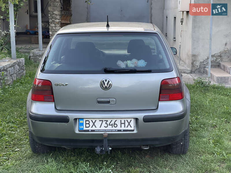 Хетчбек Volkswagen Golf 2002 в Кам'янець-Подільському