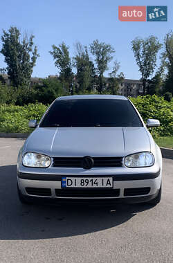 Хетчбек Volkswagen Golf 2003 в Хмельницькому