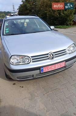Универсал Volkswagen Golf 2005 в Львове