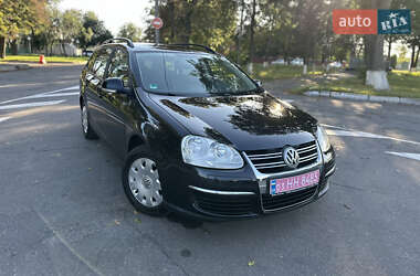 Універсал Volkswagen Golf 2008 в Вінниці