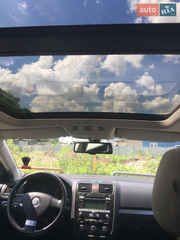 Универсал Volkswagen Golf 2007 в Луцке