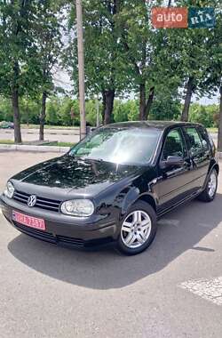 Хэтчбек Volkswagen Golf 2003 в Харькове