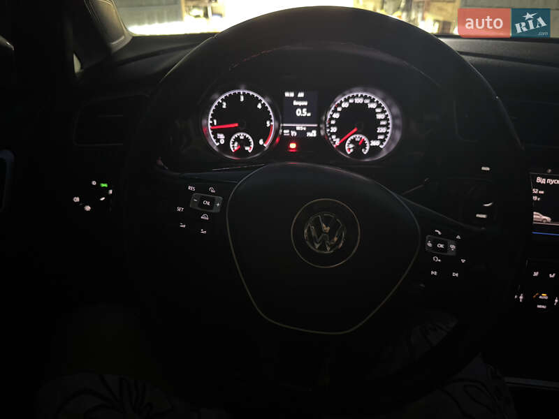 Универсал Volkswagen Golf 2017 в Жмеринке
