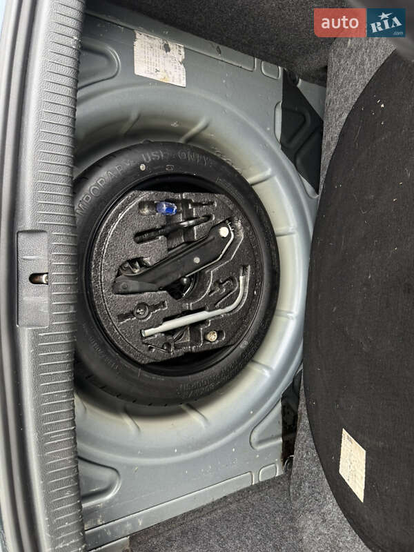 Хэтчбек Volkswagen Golf 2008 в Виноградове