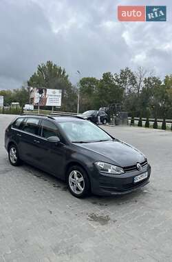 Универсал Volkswagen Golf 2015 в Тернополе