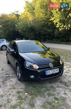Хэтчбек Volkswagen Golf 2009 в Хмельницком