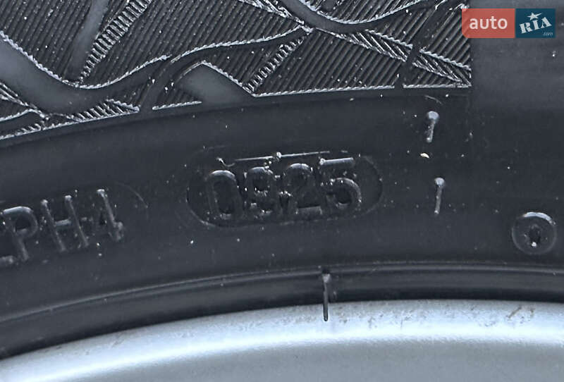 Универсал Volkswagen Golf 2015 в Стрые