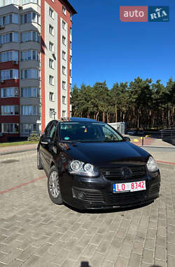 Хэтчбек Volkswagen Golf 2007 в Вараше