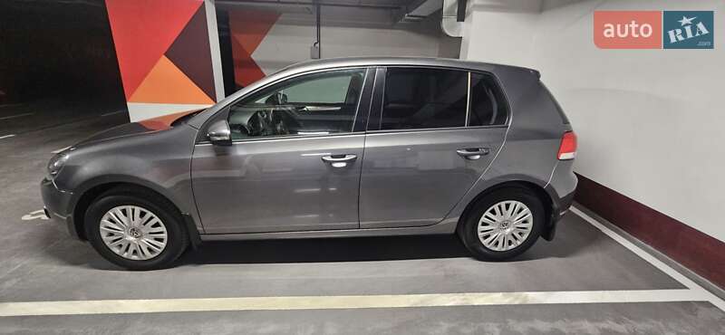 Хэтчбек Volkswagen Golf 2011 в Белой Церкви