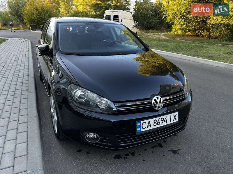 Хэтчбек Volkswagen Golf 2008 в Черкассах