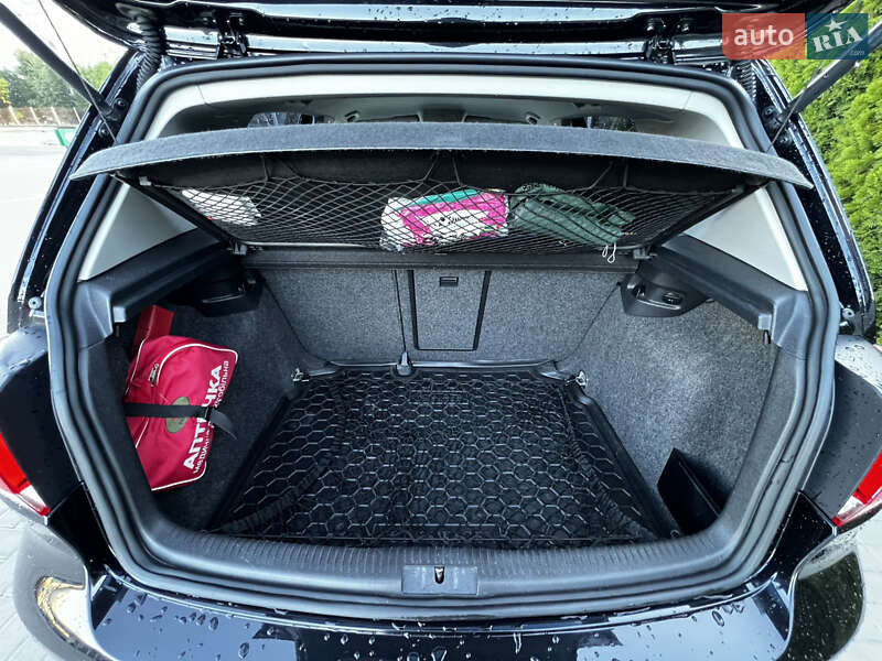 Хэтчбек Volkswagen Golf 2008 в Черкассах