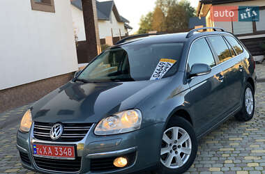 Універсал Volkswagen Golf 2009 в Яворові