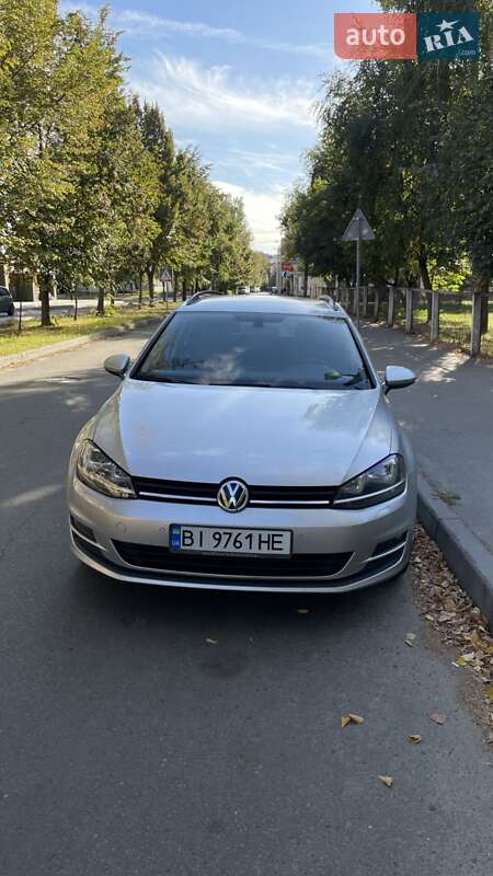 Універсал Volkswagen Golf 2015 в Полтаві