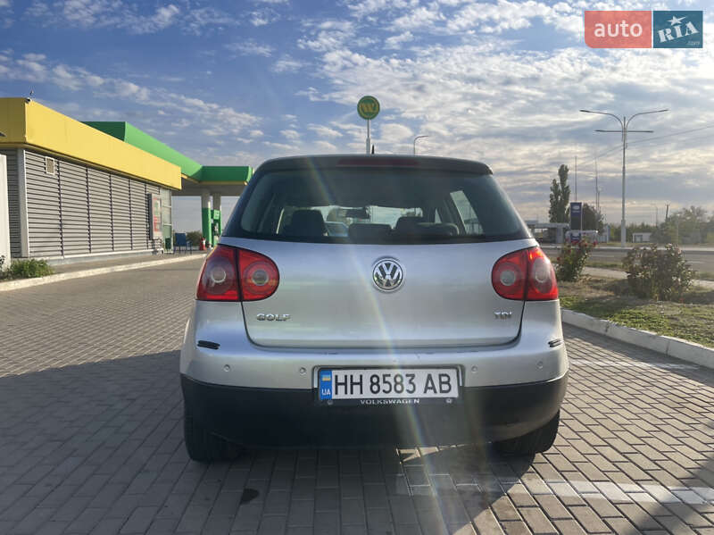 Хетчбек Volkswagen Golf 2007 в Ізмаїлі