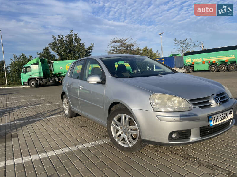 Хетчбек Volkswagen Golf 2007 в Ізмаїлі