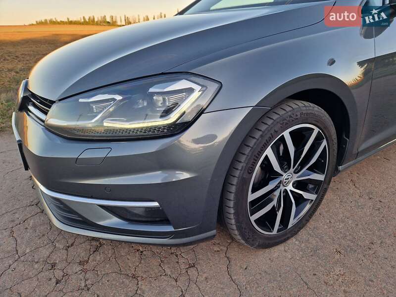 Универсал Volkswagen Golf 2019 в Кропивницком фото 28 Универсал Volkswagen Golf 2019 в Кропивницком
