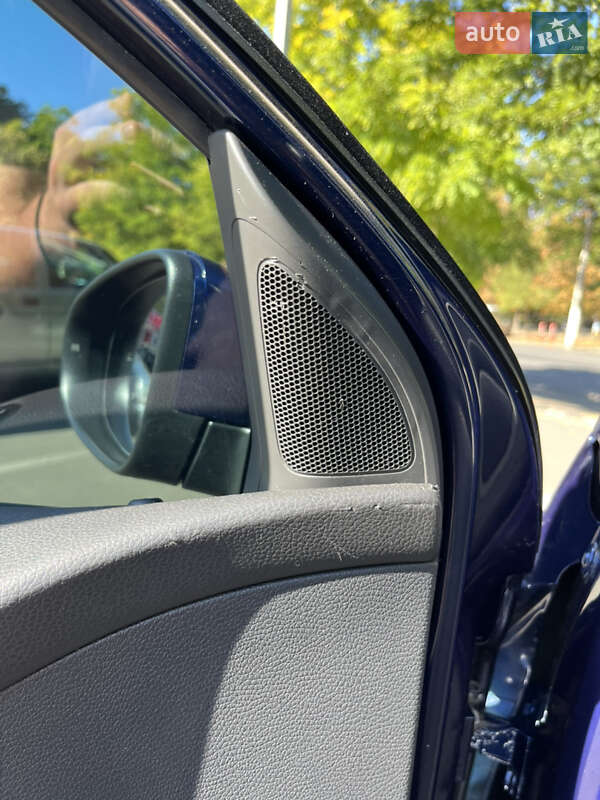 Хэтчбек Volkswagen Golf 2011 в Одессе