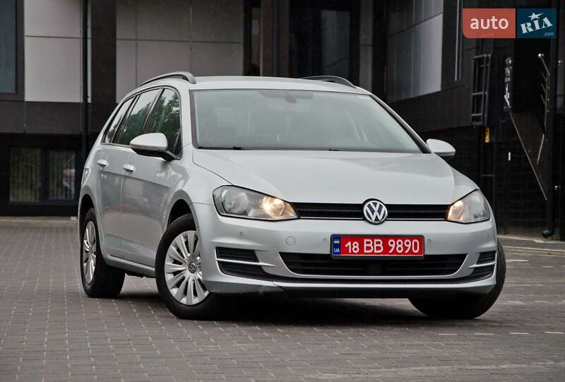Універсал Volkswagen Golf 2015 в Сарнах