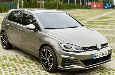 Хетчбек Volkswagen Golf 2013 в Харкові
