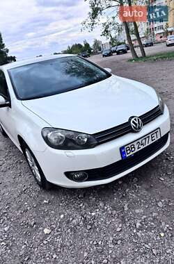Хетчбек Volkswagen Golf 2012 в Черкасах