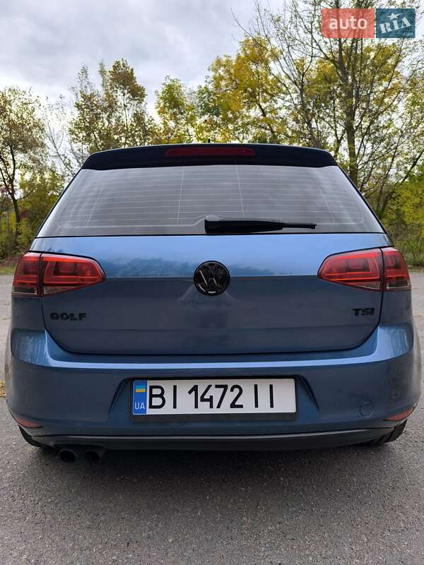 Хэтчбек Volkswagen Golf 2015 в Кременчуге