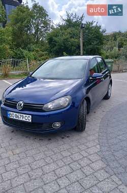 Хэтчбек Volkswagen Golf 2011 в Тернополе