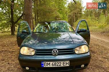 Хэтчбек Volkswagen Golf 2003 в Шостке