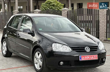 Хетчбек Volkswagen Golf 2008 в Старокостянтинові