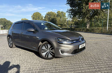 Хетчбек Volkswagen Golf 2015 в Кам'янському