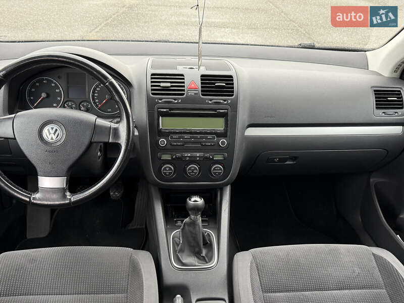 Универсал Volkswagen Golf 2009 в Белой Церкви