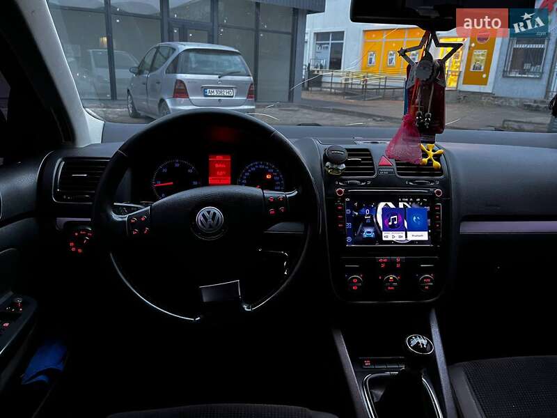 Универсал Volkswagen Golf 2008 в Черняхове фото 15 Универсал Volkswagen Golf 2008 в Черняхове