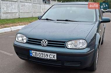 Хэтчбек Volkswagen Golf 2001 в Нежине
