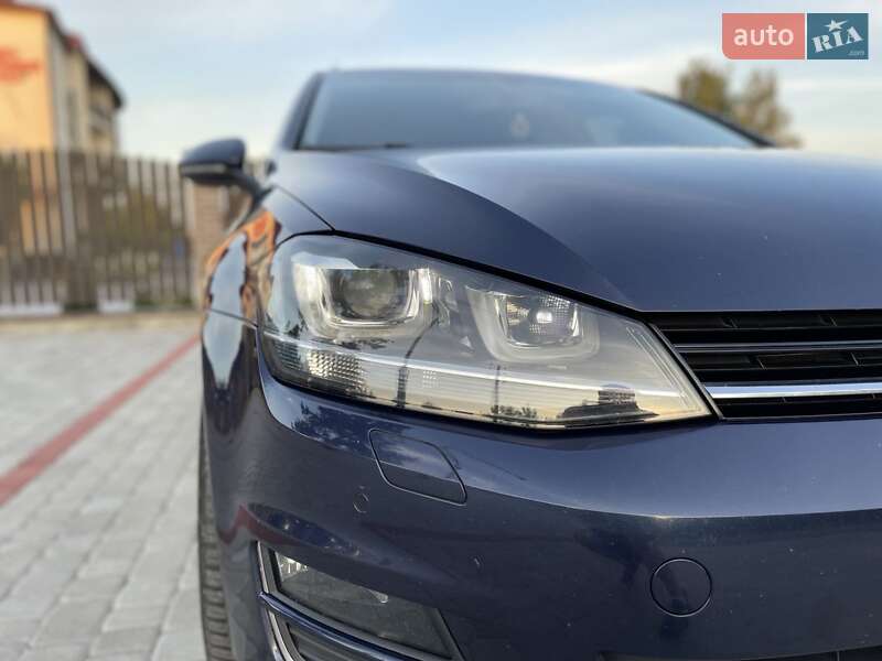 Універсал Volkswagen Golf 2014 в Хмельницькому