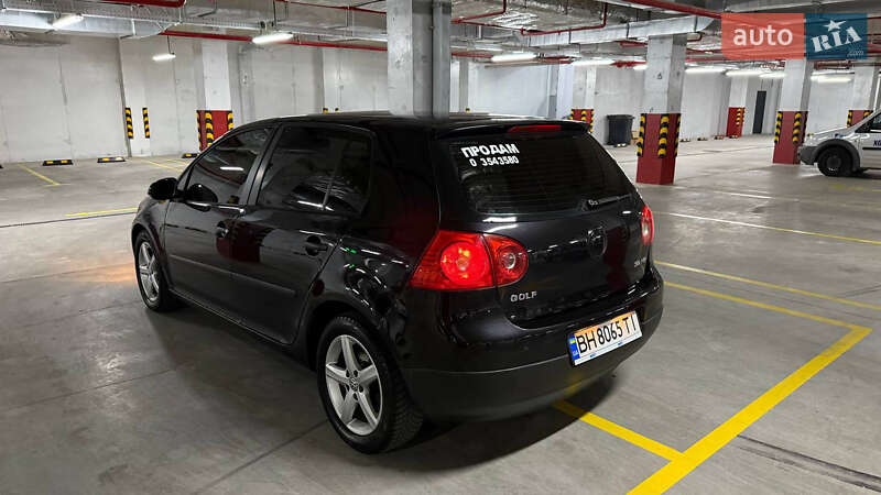 Хэтчбек Volkswagen Golf 2004 в Одессе фото 5 Хэтчбек Volkswagen Golf 2004 в Одессе