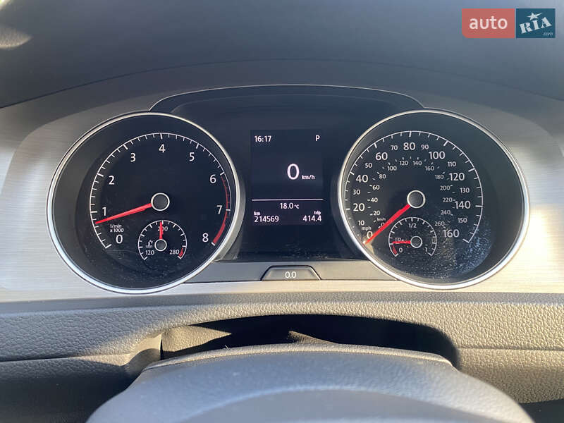 Хетчбек Volkswagen Golf 2014 в Запоріжжі