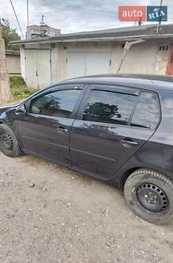 Хетчбек Volkswagen Golf 2006 в Кам'янському
