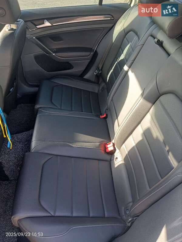 Универсал Volkswagen Golf 2015 в Днепре фото 22 Универсал Volkswagen Golf 2015 в Днепре