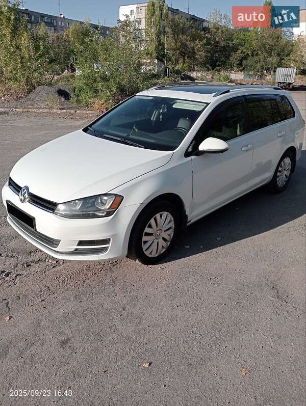 Универсал Volkswagen Golf 2015 в Днепре фото 44 Универсал Volkswagen Golf 2015 в Днепре