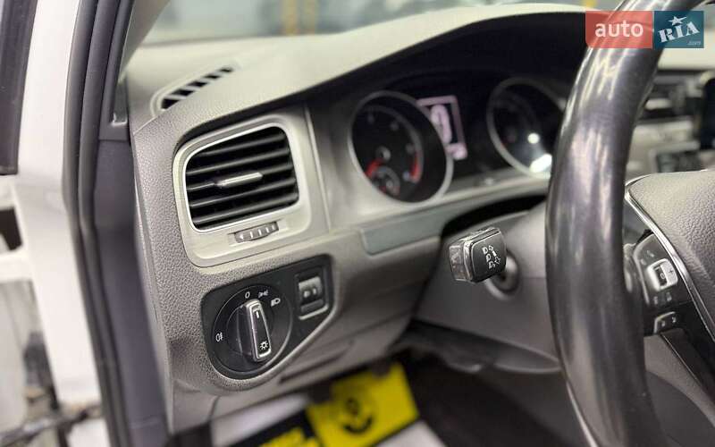 Универсал Volkswagen Golf 2014 в Черновцах фото 12 Универсал Volkswagen Golf 2014 в Черновцах