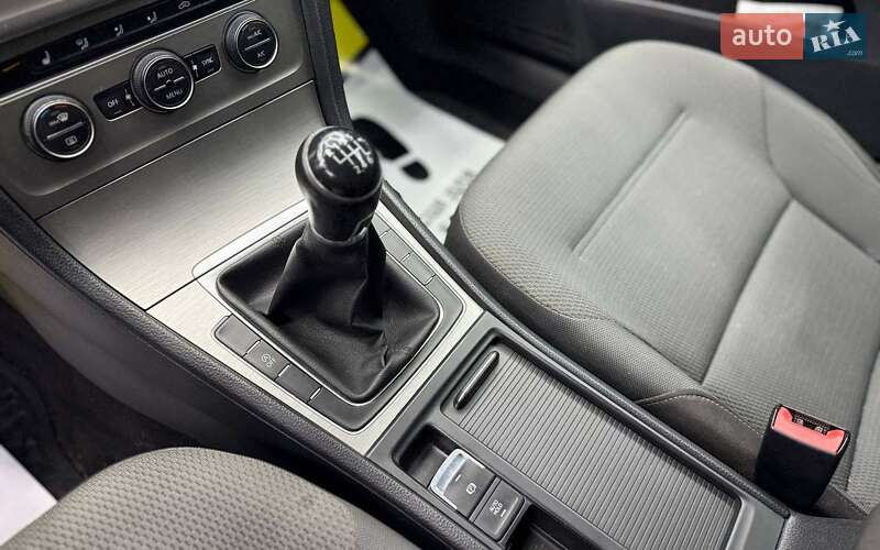 Универсал Volkswagen Golf 2014 в Черновцах фото 15 Универсал Volkswagen Golf 2014 в Черновцах