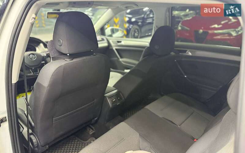 Универсал Volkswagen Golf 2014 в Черновцах фото 24 Универсал Volkswagen Golf 2014 в Черновцах