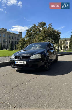 Хетчбек Volkswagen Golf 2004 в Києві